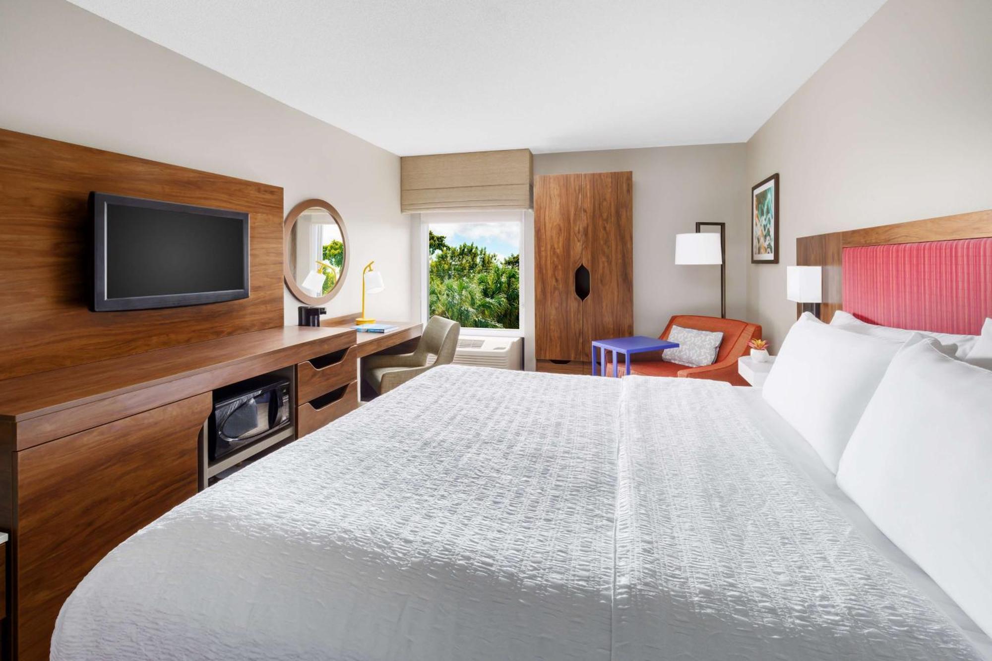 Hampton Inn Ft. Lauderdale-Cypress Creek Форт-Лодердейл Экстерьер фото