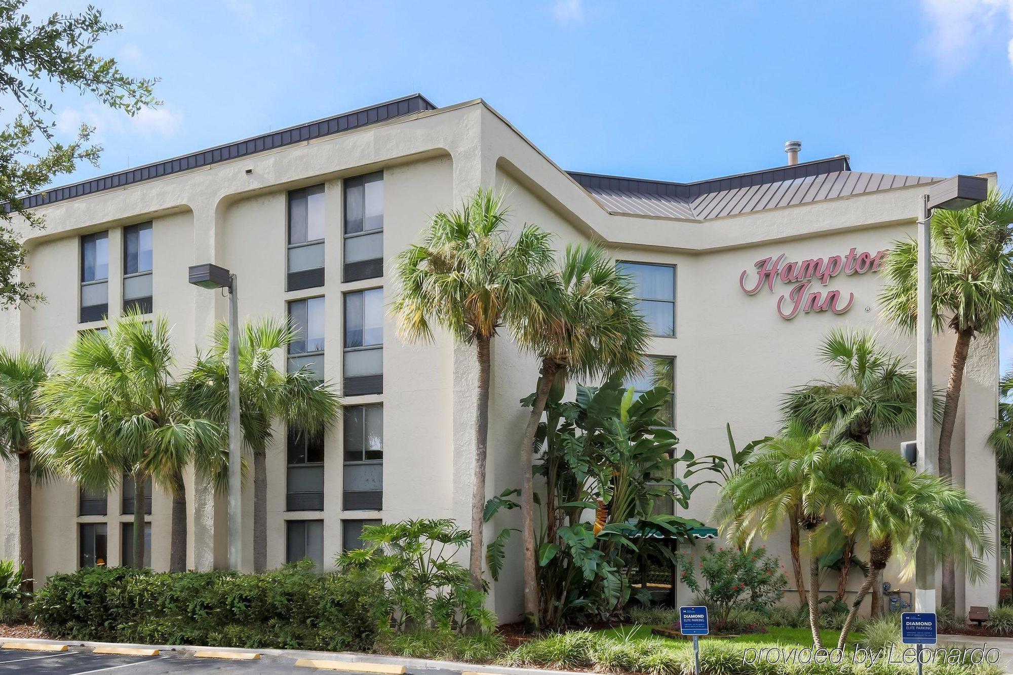 Hampton Inn Ft. Lauderdale-Cypress Creek Форт-Лодердейл Экстерьер фото
